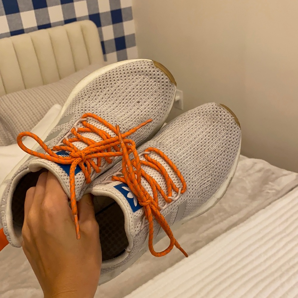 Adidas Unisex Sneakers